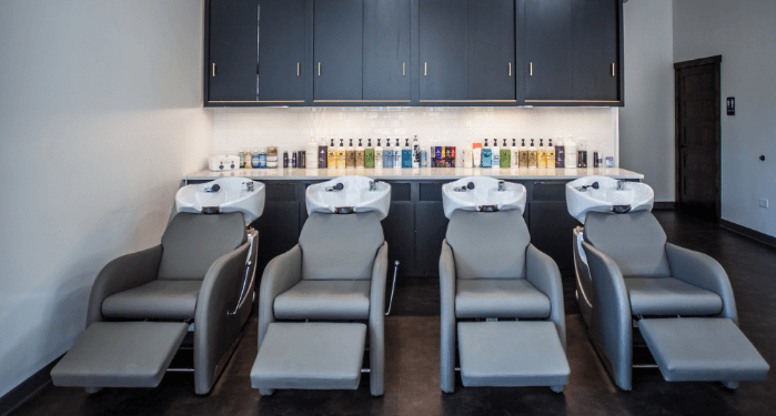 Salon shampoo chairs